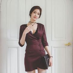 2017韩版新款修身V领显瘦连衣裙 名媛性感单排扣包裙